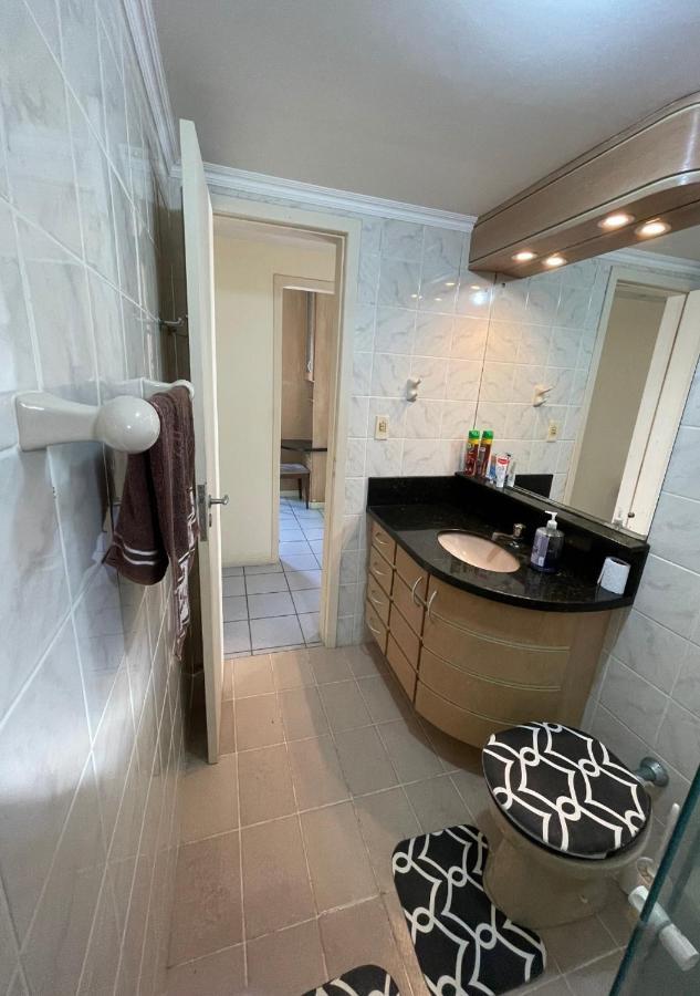 Quarto Privado Em Apto Pe Na Areia - Residencia Familiar *